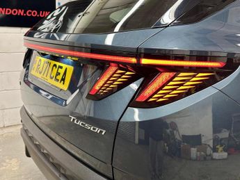 HYUNDAI TUCSON 1.6 T-GDi MHEV SE Connect DCT Euro 6 (s/s) 5dr