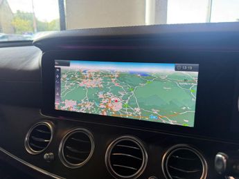 MERCEDES-BENZ E CLASS 3.0 E350d V6 AMG Line