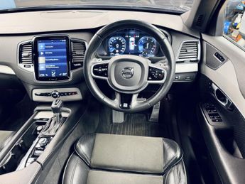 VOLVO XC90 2.0 D5 R-Design
