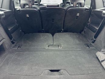 VOLVO XC90 2.0 D5 R-Design