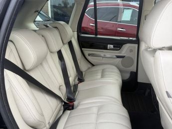 LAND ROVER RANGE ROVER SPORT 3.0 SD V6 HSE