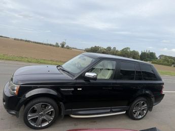 LAND ROVER RANGE ROVER SPORT 3.0 SD V6 HSE