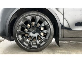 TESLA MODEL Y (Dual Motor) Long Range
