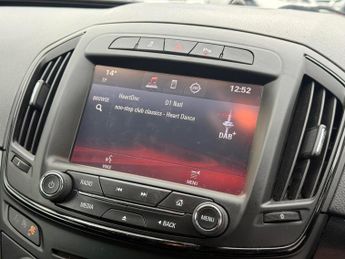 VAUXHALL INSIGNIA 2.0 CDTi ecoFLEX SRi Nav Euro 5 (s/s) 5dr