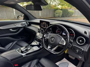 MERCEDES-BENZ GLC 2.1 GLC250d AMG Line