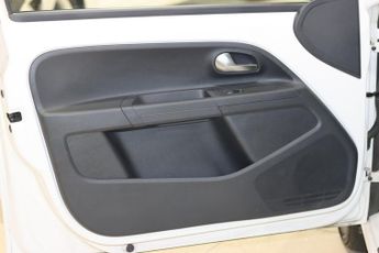 VOLKSWAGEN UP! 1.0 Move up! ASG Euro 5 5dr