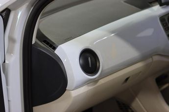 VOLKSWAGEN UP! 1.0 High up! ASG Euro 5 5dr