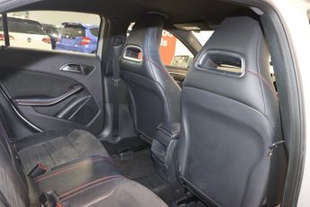 MERCEDES-BENZ A CLASS 1.6 A180 Sport 7G-DCT Euro 5 (s/s) 5dr