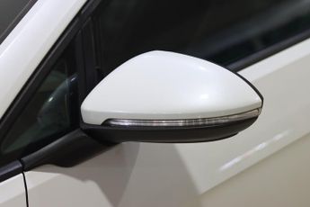 VOLKSWAGEN GOLF 2.0 TSI BlueMotion Tech GTI DSG 5dr
