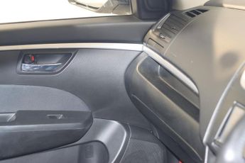 SUZUKI SWIFT 1.2 SZ3 Auto Euro 5 5dr