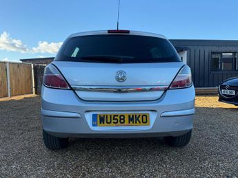 VAUXHALL ASTRA 1.6i 16v Breeze 5dr