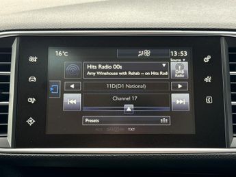 PEUGEOT 308 1.6 e-HDi Feline