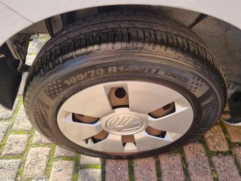 VOLKSWAGEN UP! 1.0 Take up!