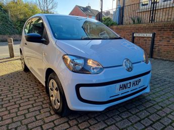 VOLKSWAGEN UP! 1.0 Take up!
