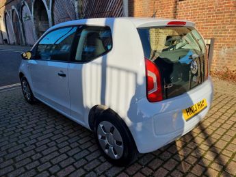 VOLKSWAGEN UP! 1.0 Take up!
