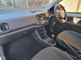 VOLKSWAGEN UP! 1.0 Take up!