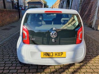 VOLKSWAGEN UP! 1.0 Take up!