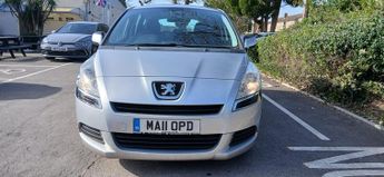 PEUGEOT 5008 1.6 HDi SR