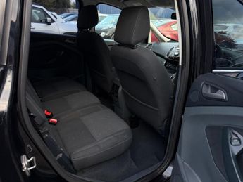 FORD C-MAX 1.6 TDCi Titanium Euro 5 5dr