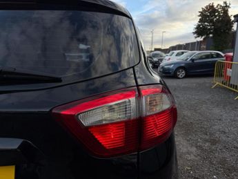 FORD C-MAX 1.6 TDCi Titanium Euro 5 5dr