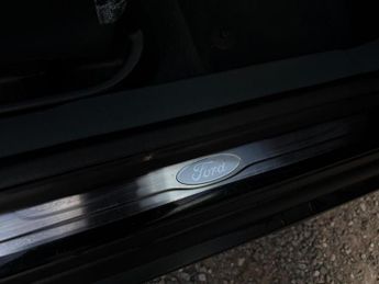 FORD C-MAX 1.6 TDCi Titanium Euro 5 5dr