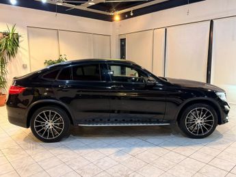 MERCEDES-BENZ GLC 2.1 GLC250d AMG Line