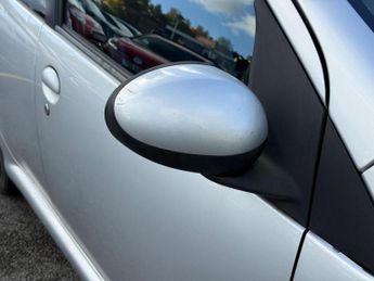TOYOTA AYGO 1.0 VVT-i Ice Euro 5 5dr