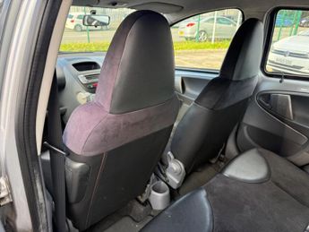 TOYOTA AYGO 1.0 VVT-i Ice Euro 5 5dr