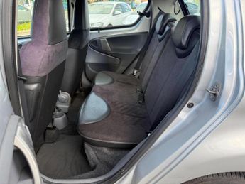 TOYOTA AYGO 1.0 VVT-i Ice Euro 5 5dr