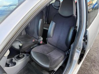 TOYOTA AYGO 1.0 VVT-i Ice Euro 5 5dr
