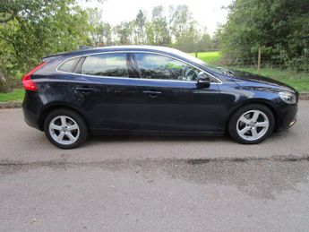 VOLVO V40 2.0 SE D2 - 20 Tax - New Brakes - Heated seats