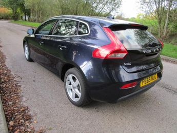 VOLVO V40 2.0 SE D2 - 20 Tax - New Brakes - Heated seats