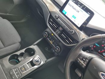 FORD FOCUS 1.0 T EcoBoost Titanium