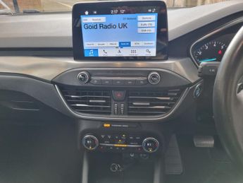 FORD FOCUS 1.0 T EcoBoost Titanium