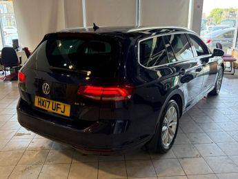 VOLKSWAGEN PASSAT 2.0 TDI BlueMotion Tech SE Business