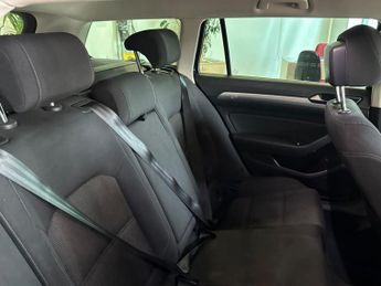VOLKSWAGEN PASSAT 2.0 TDI BlueMotion Tech SE Business