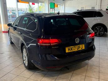 VOLKSWAGEN PASSAT 2.0 TDI BlueMotion Tech SE Business