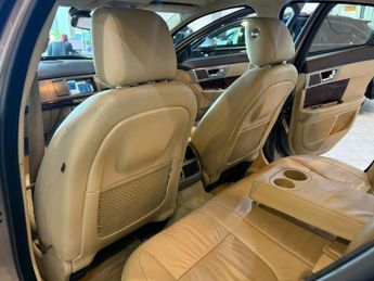 JAGUAR XF 3.0 d V6 Luxury