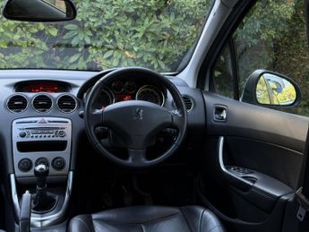PEUGEOT 308 1.6 VTi Allure