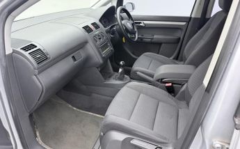 VOLKSWAGEN TOURAN 1.9 TDI SE