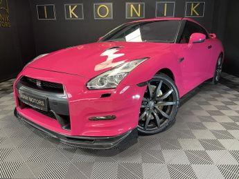 NISSAN GT-R 3.8 V6 Premium Black