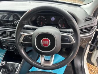 FIAT TIPO 1.2 Tipo Hatchback 1.3 Multijet Ii 95hp Easy