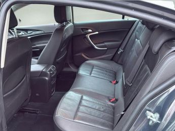 VAUXHALL INSIGNIA 2.0 CDTi Elite Nav Auto Euro 6 5dr