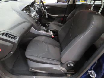 FORD FOCUS 1.0T EcoBoost Zetec Euro 6 (s/s) 5dr