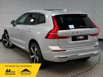 VOLVO XC60 2.0 Ultimate Bright T8 AWD (455 hp)