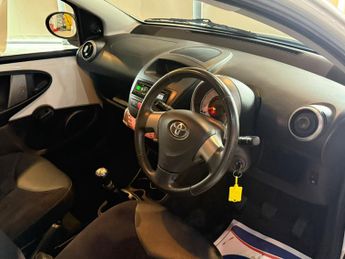 TOYOTA AYGO 1.0 VVT-i Ice