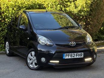 Toyota AYGO 1.0 VVT-i Fire