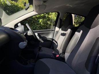 TOYOTA AYGO 1.0 VVT-i Fire