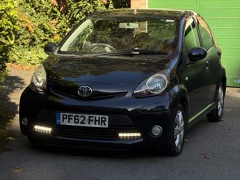 TOYOTA AYGO 1.0 VVT-i Fire