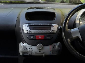 TOYOTA AYGO 1.0 VVT-i Fire